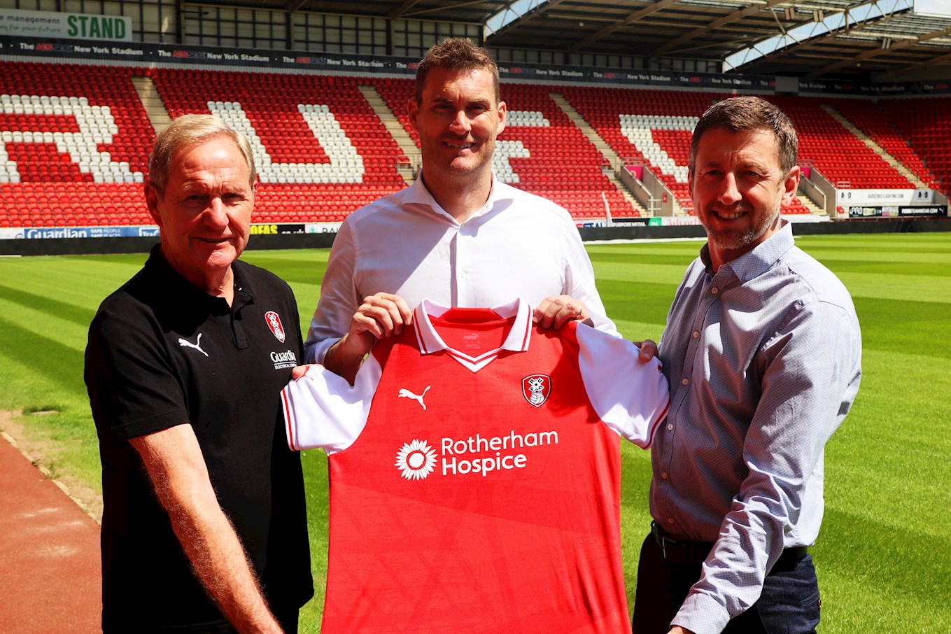 Rotherham United FC proudly support the Hospice - Rotherham Hospice